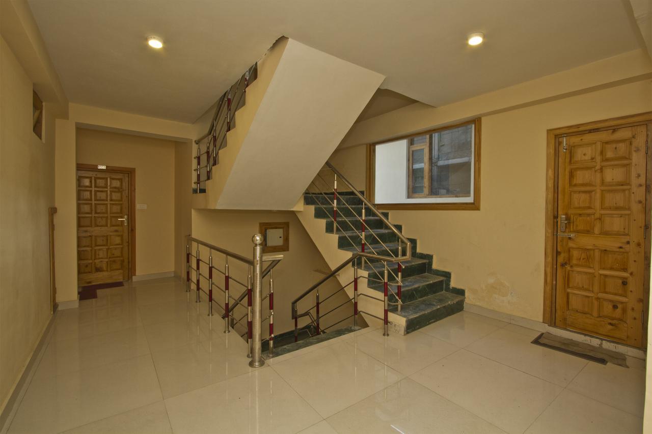 Oyo 8724 Vashisht Hotel Vashist Bagian luar foto